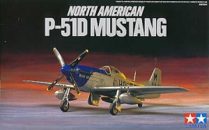 Tamiya 60749 1/72 North American P-51D Mustang