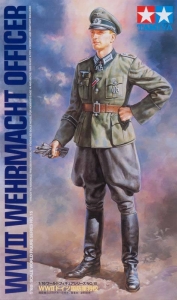 Tamiya 36315 1/16 WWII Wehrmacht Officer