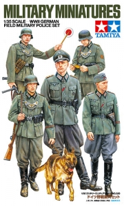 Tamiya 35320 1/35 WWII German Field Military Police Set